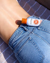 8009518491814_LATTE_SPRAY_SPF50_solare_modella